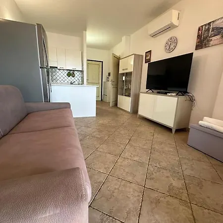 Pittulongu - Vista Mare Con Piscina-parcheggio Villa